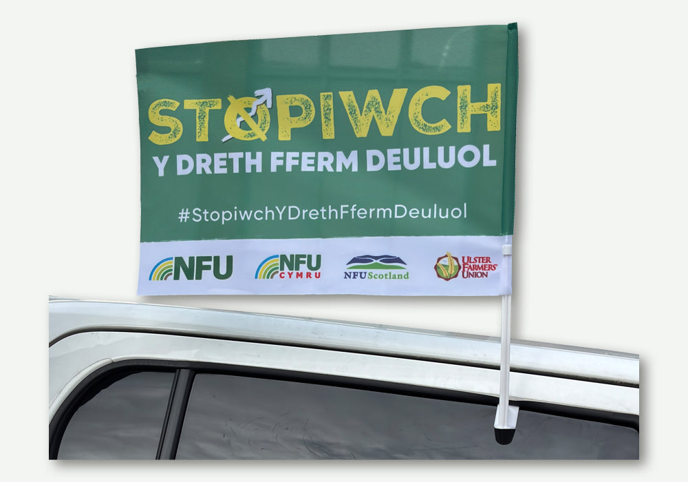 Tractor Car Flag Cymru